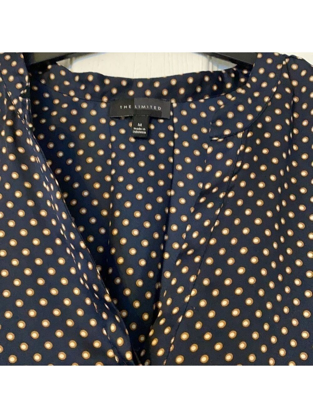 The Limited women’s top; size medium - Picture 3 of 6